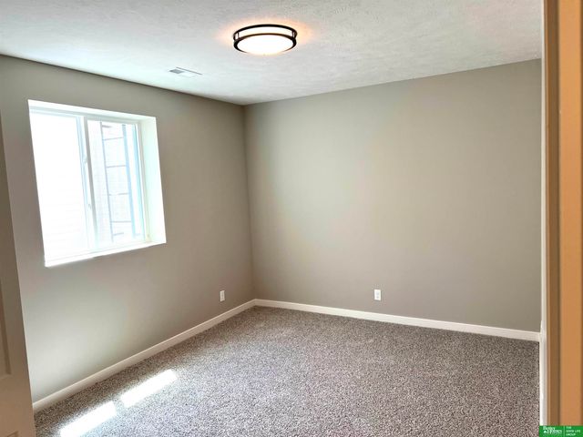 17635 Clay Street, Bennington, NE 68007