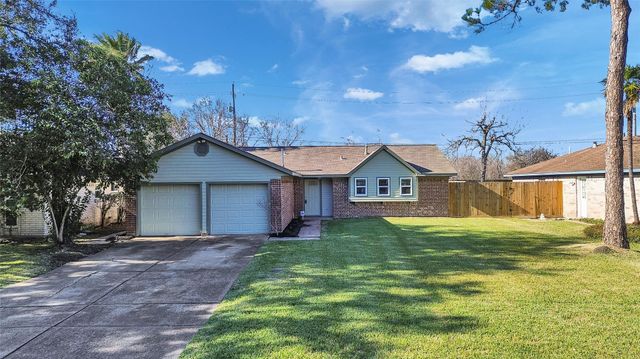 3210 Wavecrest Street, League City, TX 77573