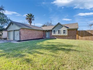 3210 Wavecrest Street, League City, TX 77573