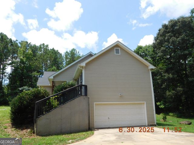 380 Higgins Road, Locust Grove, GA 30248