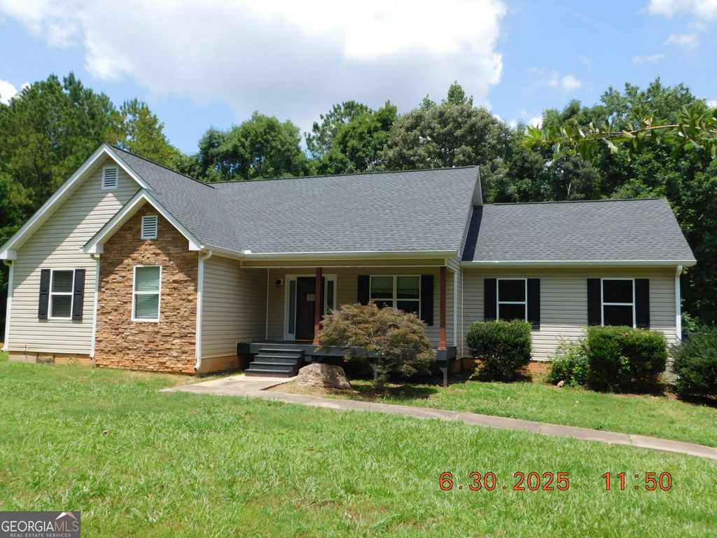 380 Higgins Road, Locust Grove, GA 30248