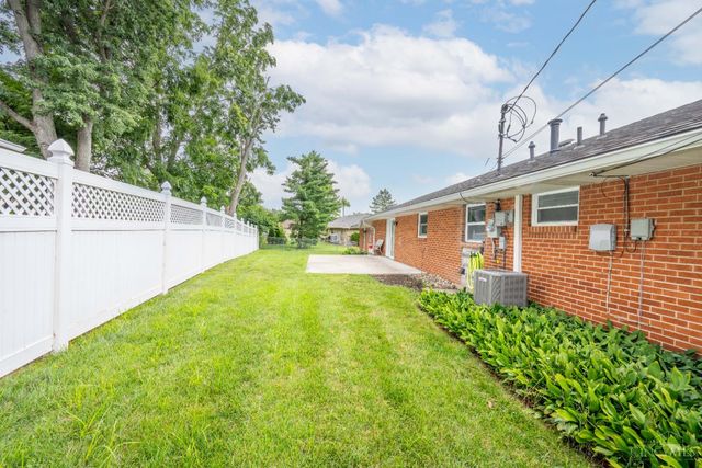 1001 Blossom Heath Road, Lebanon, OH 45036