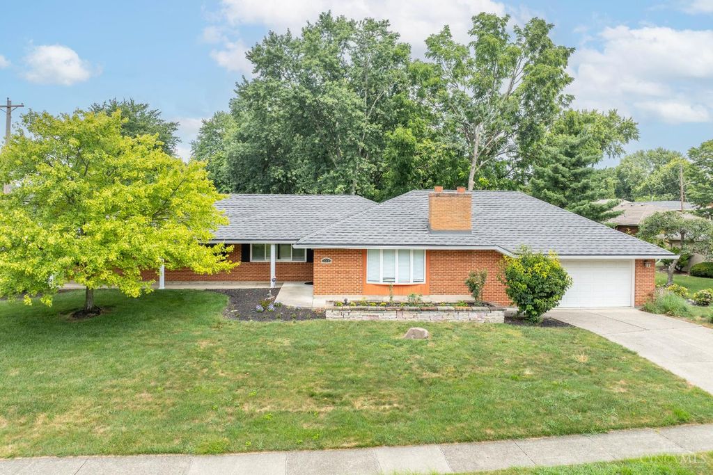 1001 Blossom Heath Road, Lebanon, OH 45036