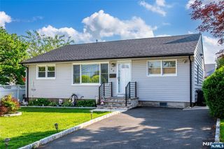 46 Hilltop Court, Clifton, NJ 07012