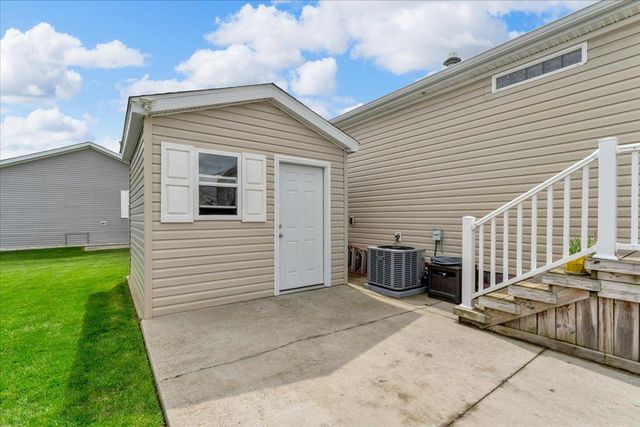 37112 Grindstone Trail, Lenox Twp, MI 48048