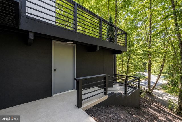 811 SLIGO CREEK PKWY, Takoma Park, MD 20912