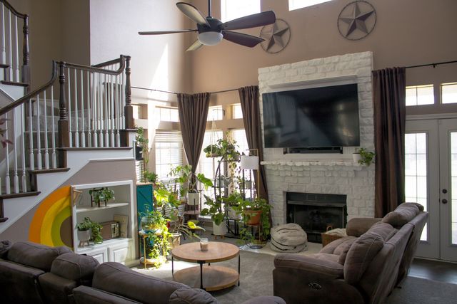 10 Shady Creek Lane, Bridgeport, TX 76426