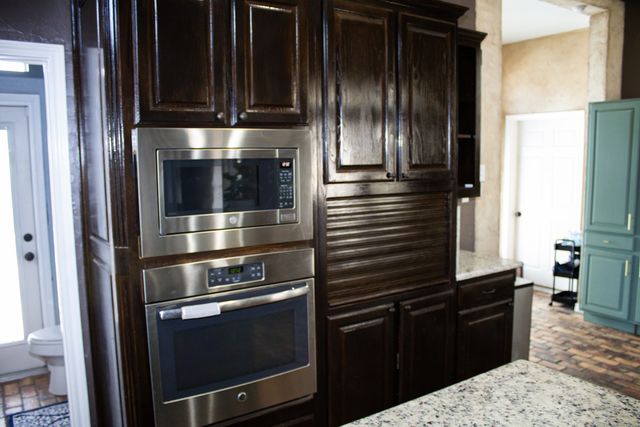 10 Shady Creek Lane, Bridgeport, TX 76426