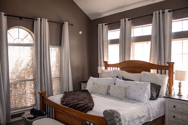 10 Shady Creek Lane, Bridgeport, TX 76426