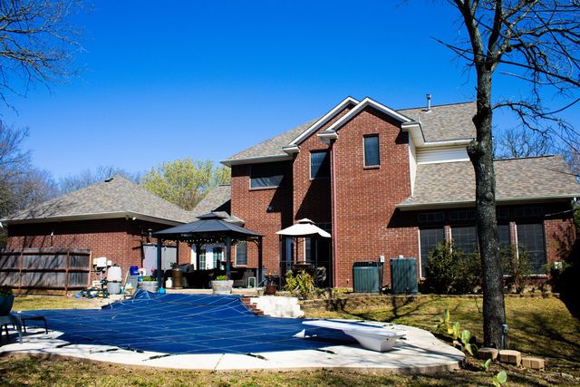 10 Shady Creek Lane, Bridgeport, TX 76426