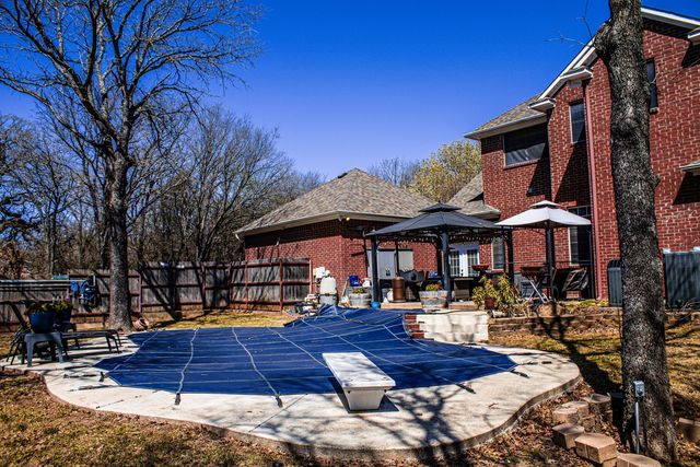 10 Shady Creek Lane, Bridgeport, TX 76426