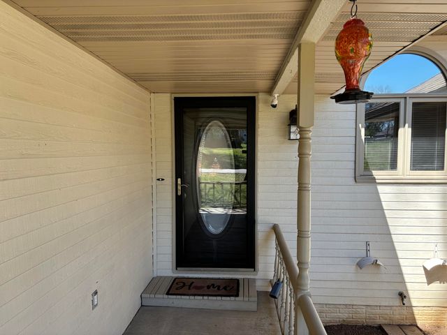 230 Groton Street, Hollister, MO 65672