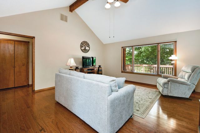 230 Groton Street, Hollister, MO 65672