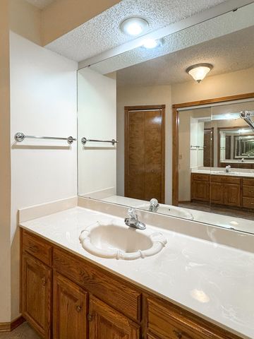 230 Groton Street, Hollister, MO 65672