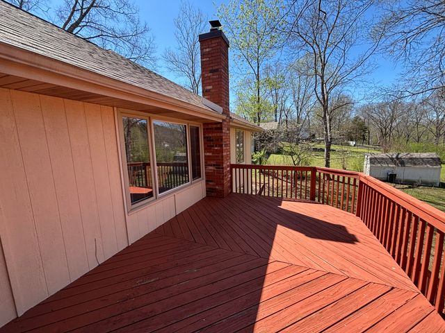 230 Groton Street, Hollister, MO 65672