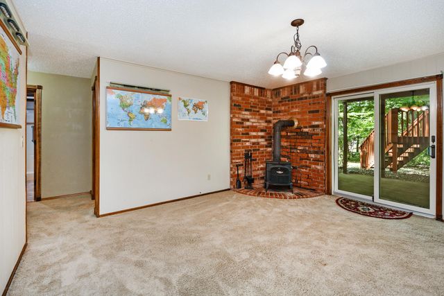 230 Groton Street, Hollister, MO 65672