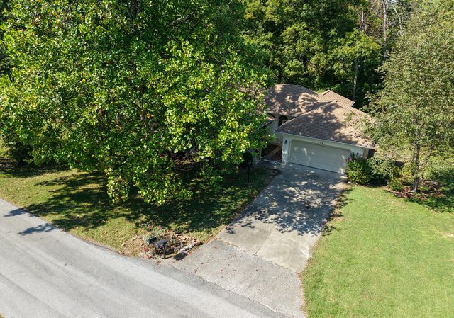 230 Groton Street, Hollister, MO 65672