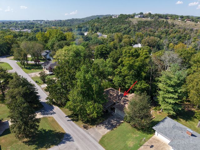 230 Groton Street, Hollister, MO 65672