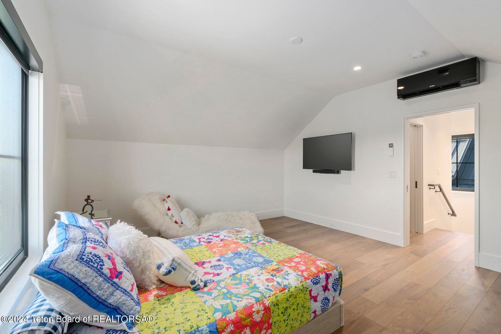 1190 SHASTA DAISY Court, Driggs, ID 83422 photo 22