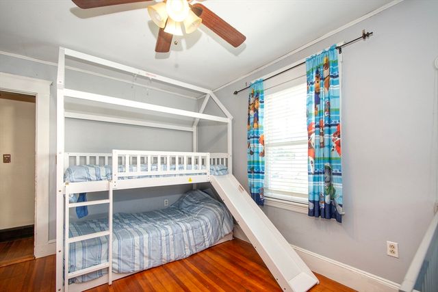 99 Phillips St, Quincy, MA 02170
