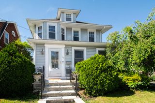 99 Phillips St, Quincy, MA 02170