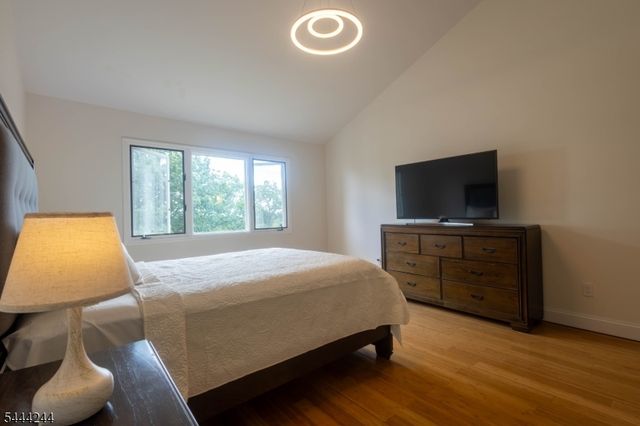 107 Rock Ledge Ter, Haledon Boro, NJ 07508