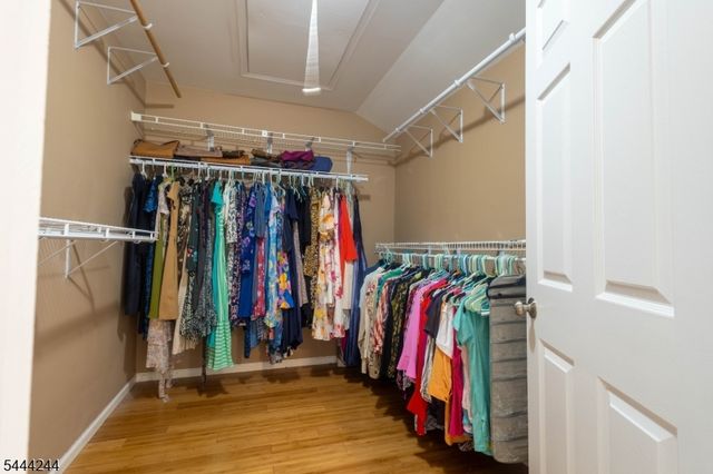 107 Rock Ledge Ter, Haledon Boro, NJ 07508