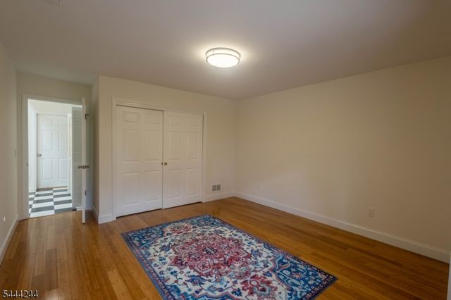 107 Rock Ledge Ter, Haledon Boro, NJ 07508