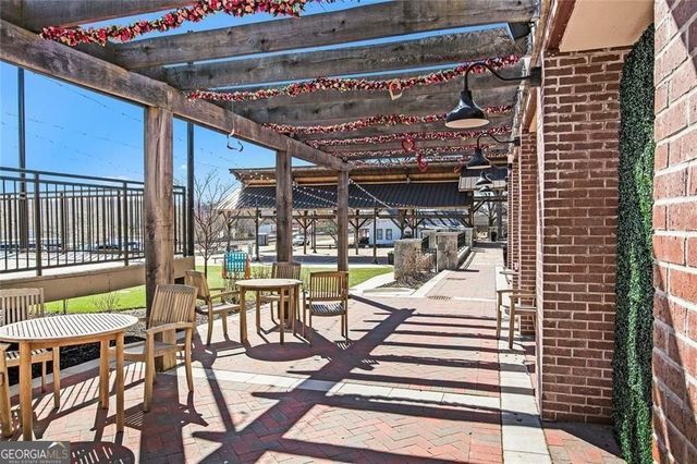 5180 Parkwood Drive, Flowery Branch, GA 30542