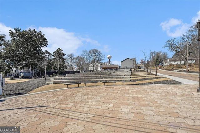 5180 Parkwood Drive, Flowery Branch, GA 30542