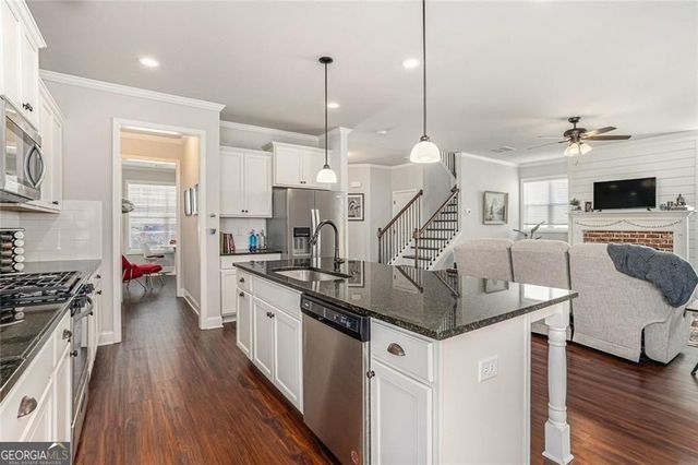 5180 Parkwood Drive, Flowery Branch, GA 30542