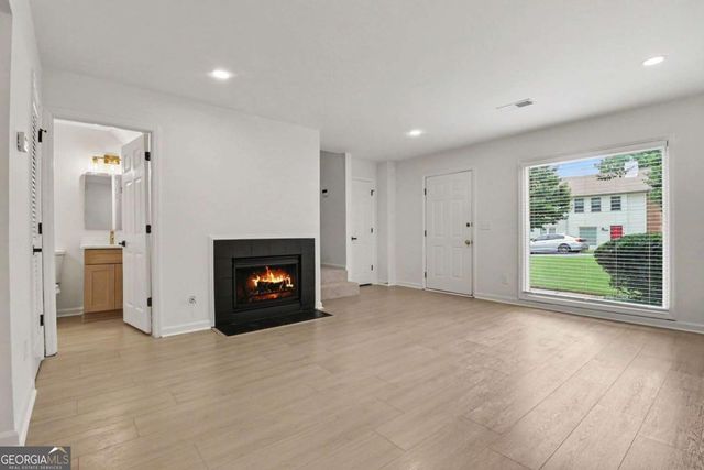 201 Holcomb Ferry Road, Roswell, GA 30076