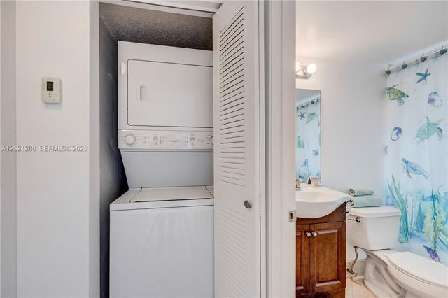 2205 S Cypress Bend Dr 508, Pompano Beach, FL 33069