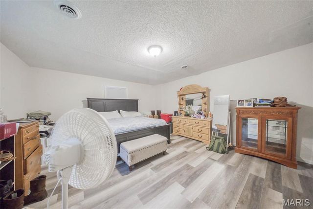 15020 Hackney Drive, St Robert, MO 65584