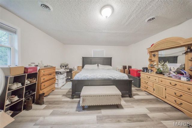 15020 Hackney Drive, St Robert, MO 65584