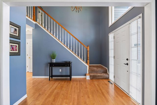 8135 Long Meadow Pointe, Eden Prairie, MN 55347