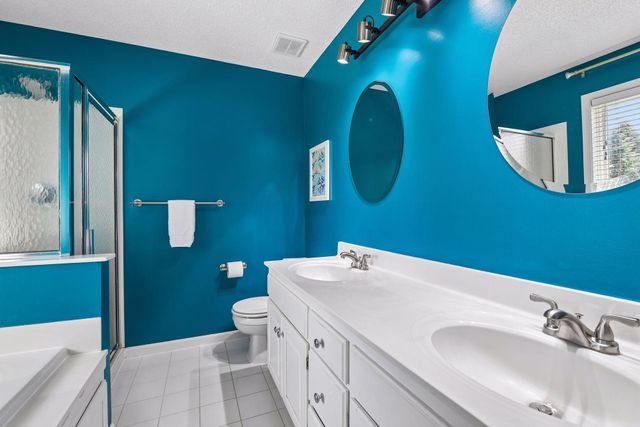 8135 Long Meadow Pointe, Eden Prairie, MN 55347