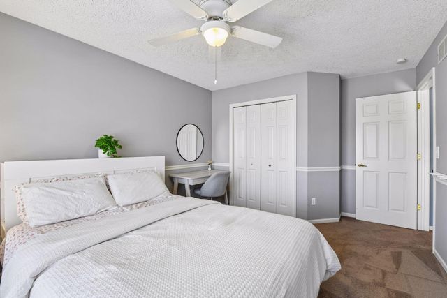 8135 Long Meadow Pointe, Eden Prairie, MN 55347