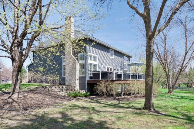 8135 Long Meadow Pointe, Eden Prairie, MN 55347