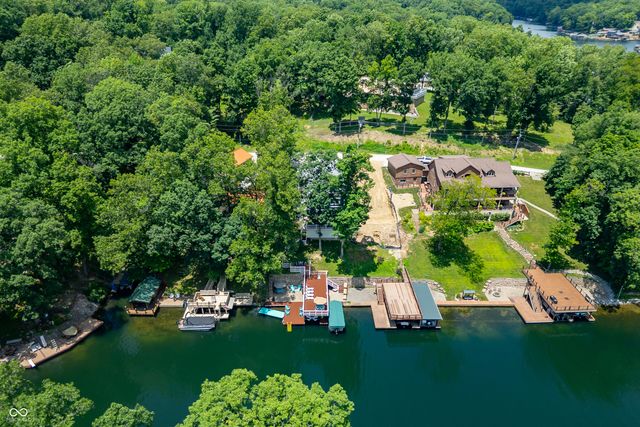 7433 Hummingbird Drive, Nineveh, IN 46164