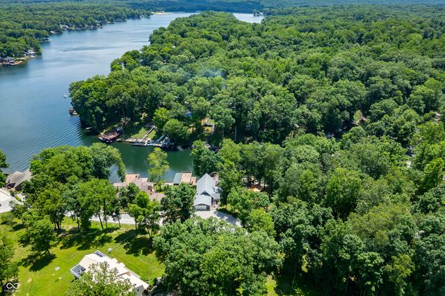 7433 Hummingbird Drive, Nineveh, IN 46164