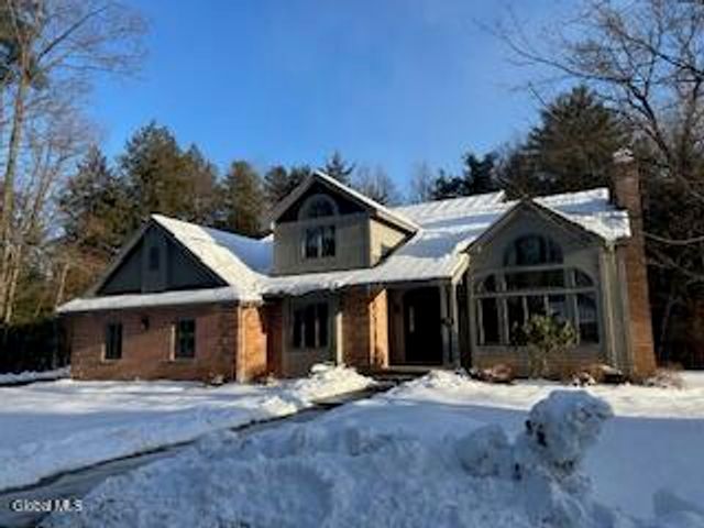 52 Sherwood Trail, Saratoga Springs, NY 12866