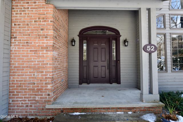 52 Sherwood Trail, Saratoga Springs, NY 12866