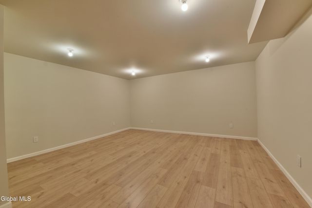 52 Sherwood Trail, Saratoga Springs, NY 12866