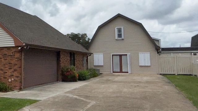 12 Elliot Dr, Lockport, LA 70374