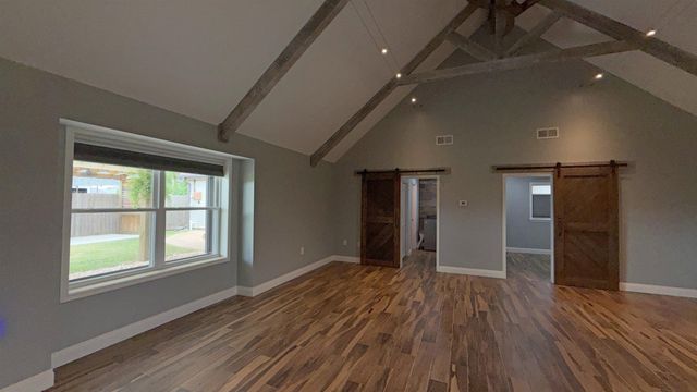 12 Elliot Dr, Lockport, LA 70374