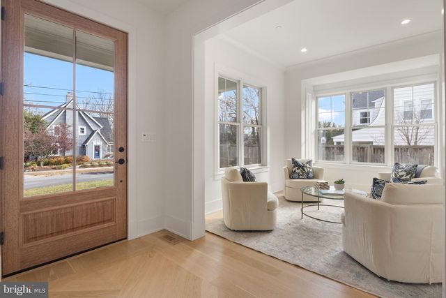 7804 CUSTER RD, Bethesda, MD 20814