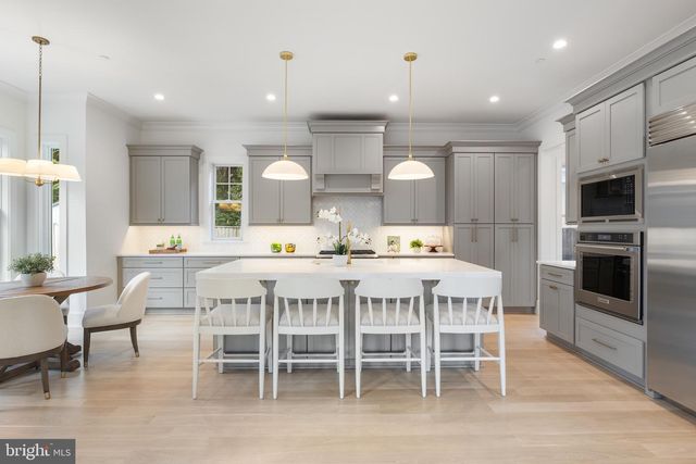 7804 CUSTER RD, Bethesda, MD 20814