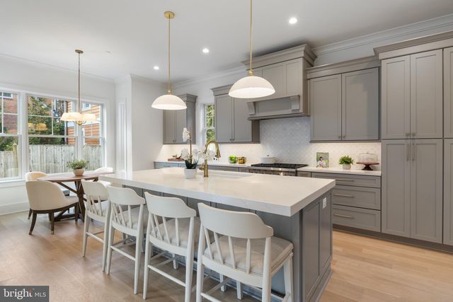 7804 CUSTER RD, Bethesda, MD 20814