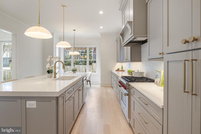 7804 CUSTER RD, Bethesda, MD 20814